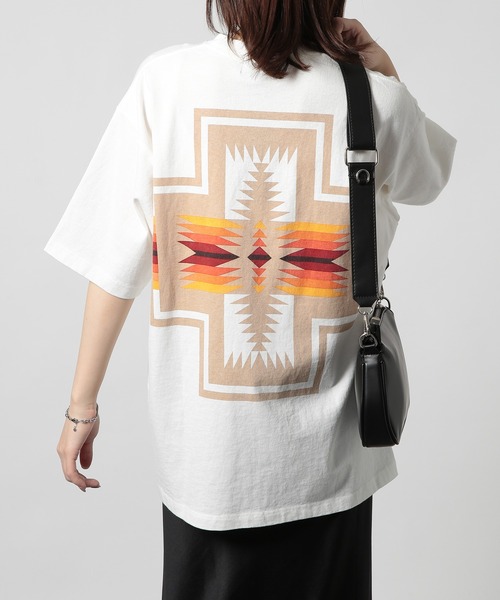 PENDLETON（ペンドルトン）の「【PENDLETON】Back Print S/S Tee (Unisex)（Tシャツ/カットソー・メンズ・ブラック/オフホワイト/ブルー/イエロー/ライトグレー/アッシュグレー/ミント/ライトピンク・S/M/L/XL）」の2枚目の写真