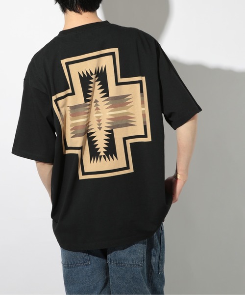 PENDLETON（ペンドルトン）の「【PENDLETON】Back Print S/S Tee (Unisex)（Tシャツ/カットソー・メンズ・ブラック/オフホワイト/ブルー/イエロー/ライトグレー/アッシュグレー/ミント/ライトピンク・S/M/L/XL）」の3枚目の写真