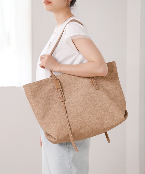 Bab(バブ)の「ベルトデザイントートBAG(トートバッグ・レディース・ベージュ/ブルー・ONESIZE)」の4枚目の写真