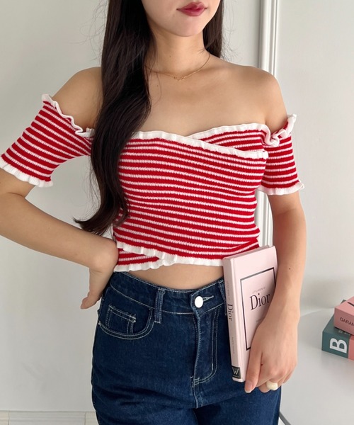 Loueme(ルエム)の「クロスデザインオフショルリブトップス(Tシャツ/カットソー・レディース・ブラック系その他/レッド系その他/ホワイト系その他/アイボリー/ピンク/ブラック・FREE)」の8枚目の写真