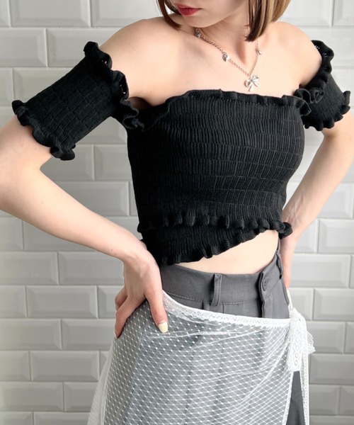 Loueme(ルエム)の「クロスデザインオフショルリブトップス(Tシャツ/カットソー・レディース・ブラック系その他/レッド系その他/ホワイト系その他/アイボリー/ピンク/ブラック・FREE)」の21枚目の写真