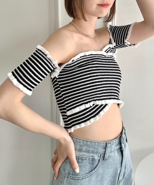 Loueme(ルエム)の「クロスデザインオフショルリブトップス(Tシャツ/カットソー・レディース・ブラック系その他/レッド系その他/ホワイト系その他/アイボリー/ピンク/ブラック・FREE)」の18枚目の写真