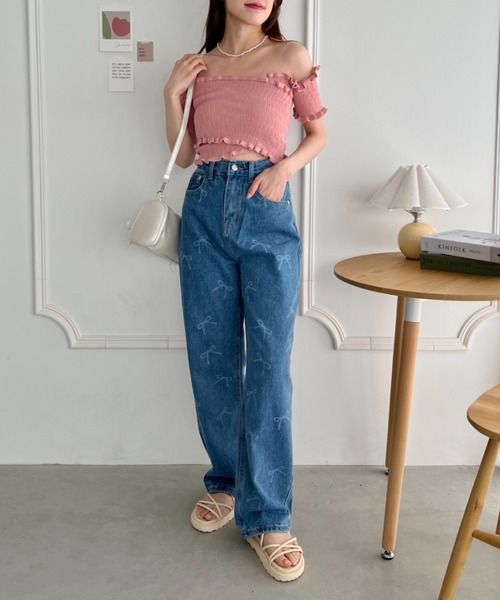 Loueme(ルエム)の「クロスデザインオフショルリブトップス(Tシャツ/カットソー・レディース・ブラック系その他/レッド系その他/ホワイト系その他/アイボリー/ピンク/ブラック・FREE)」の16枚目の写真
