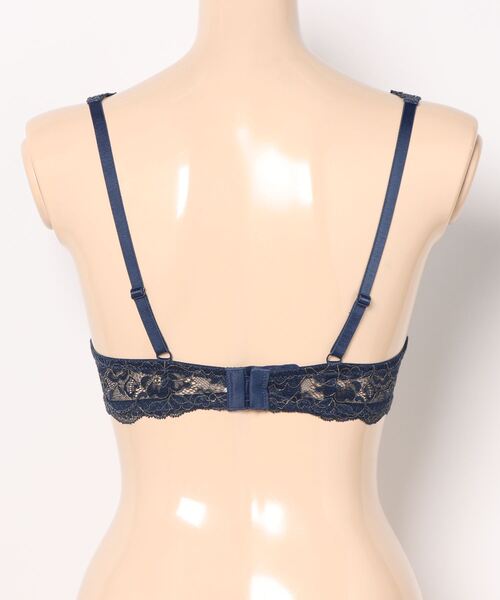 ANNEBRA(アンブラ)の「Timeless レースライトブラジャー(ブラジャー・レディース・ネイビー/アイボリー・G70/B70/F75/B75/G75/D80/C80/E80/F70/E75/E70/D75/C75/D70/C70)」の15枚目の写真