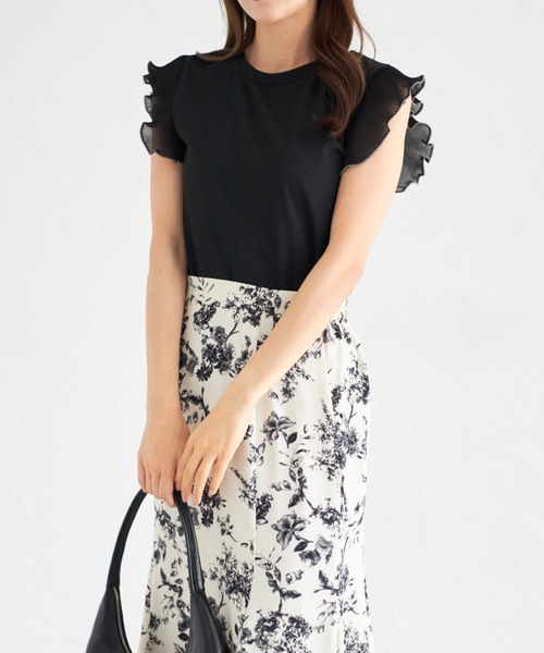 tocco closet(トッコ クローゼット)の「【ZOZO限定】シフォンフリルスリーブトップス(シャツ/ブラウス・レディース・ブラック/オフホワイト/チャコールグレー・M)」の19枚目の写真