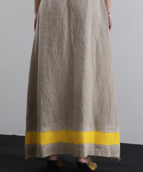 mici（ミチ）の「(mici)ラインペイントリネンスカート（スカート・レディース・ブラック/ベージュ・SMALL/MEDIUM）」の13枚目の写真