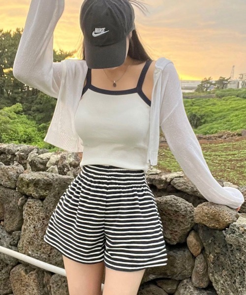 BEIDELLI（ベイデリー）の「[BELLIDE MADE] ミックス配色クロップキャミソール（キャミソール・レディース・ネイビー/ライム/ピンク/ホワイト/ライトブルー・FREE）」の6枚目の写真
