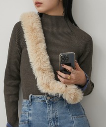 Aunt Marie's（アントマリーズ）の「ファースマホショルダー（スマホグッズ）」