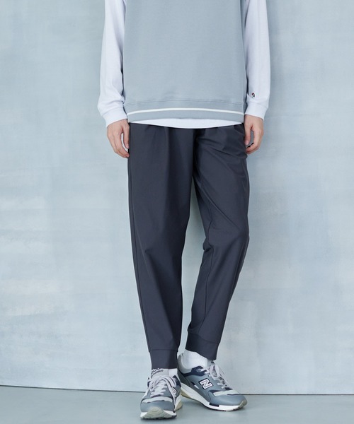 Arnold Palmer（アーノルドパーマー）の「ラクリッチ シェア ジョガーパンツ（その他パンツ・レディース・ネイビー/ブラック/チャコールグレー/アイボリー・XS/S/M/L/LL）」の3枚目の写真