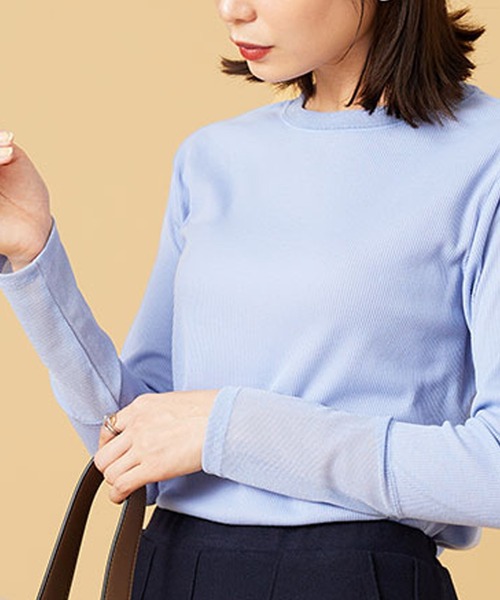 BELLUNA PLUS(ベルーナ)の「衿&袖ラメチュール切替プルオーバー(Tシャツ/カットソー・レディース・ブラック/サックスブルー/ライトグレー・MEDIUM/LARGE/X-LARGE)」の3枚目の写真