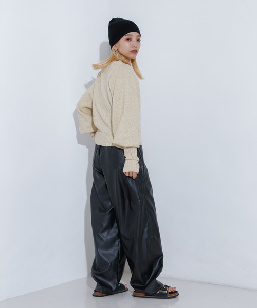 NOMINE(ノミネ)の「フェイクレザー カーブ パンツ(その他パンツ・レディース・ブラウン/ブラック・フリー/S/M)」の5枚目の写真