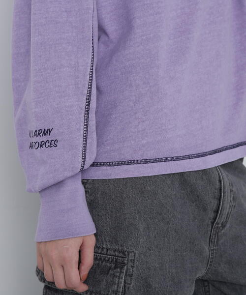 AVIREX(アヴィレックス)の「COLOR STITCH L/S T-SHIRT/カラーステッチロングスリーブTシャツ(Tシャツ/カットソー・レディース・ホワイト系2/チャコールグレー/バイオレット・F)」の9枚目の写真