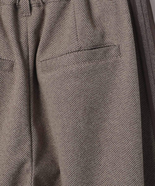PAGEBOY（ページボーイ）の「ヘリンボーンタックパンツ（スラックス・レディース・ブラウン/ブラック/チャコールグレー・MEDIUM/SMALL）」の8枚目の写真