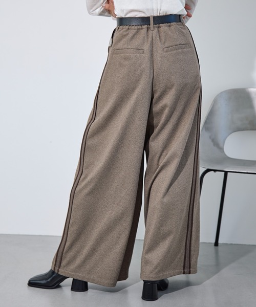 PAGEBOY（ページボーイ）の「ヘリンボーンタックパンツ（スラックス・レディース・ブラウン/ブラック/チャコールグレー・MEDIUM/SMALL）」の17枚目の写真