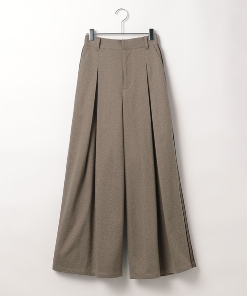 PAGEBOY（ページボーイ）の「ヘリンボーンタックパンツ（スラックス・レディース・ブラウン/ブラック/チャコールグレー・MEDIUM/SMALL）」の16枚目の写真