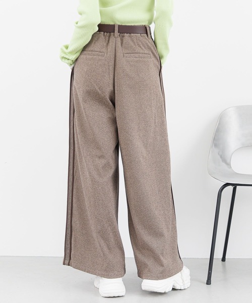 PAGEBOY（ページボーイ）の「ヘリンボーンタックパンツ（スラックス・レディース・ブラウン/ブラック/チャコールグレー・MEDIUM/SMALL）」の22枚目の写真