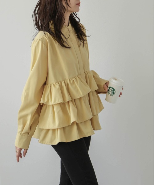AMELY(エミリー)の「ティアードフリルペプラムブラウス(シャツ/ブラウス・レディース・イエロー/ホワイト/グレイッシュベージュ/ブラック・フリー)」の8枚目の写真
