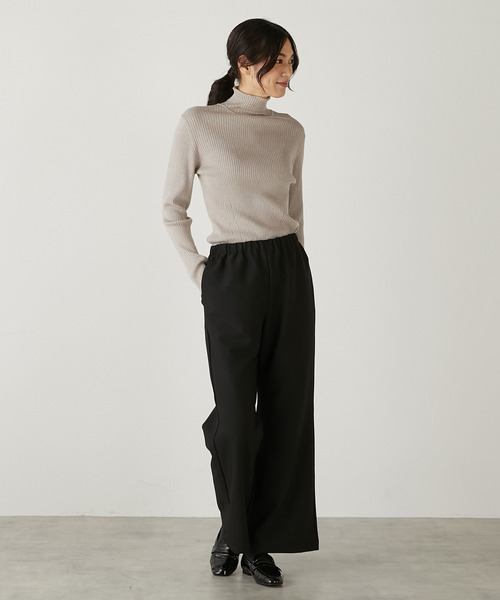MELROSE claire(メルローズ クレール)の「【控えめなラメ入りレーヨンポリエステルワイドリブタートルネックプルオーバー】(ニット/セーター・レディース・グレイッシュベージュ/ブラック・FREE)」の7枚目の写真