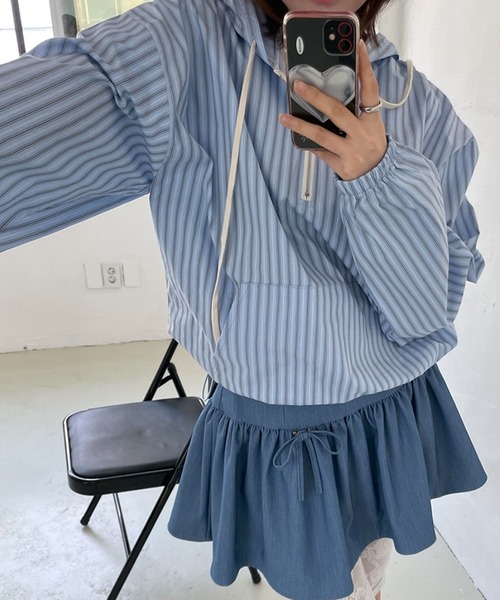 LYEON(リヨン)の「ドローコードストライプアノラックパーカー(パーカー・レディース・ブルー/ピンク/ベージュ・FREE)」の13枚目の写真