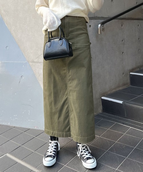 Futier land（フューティアランド）の「【新色追加】ベイカーロングスカート（スカート・レディース・ブラック/カーキ/オフホワイト・MEDIUM/LARGE）」の8枚目の写真