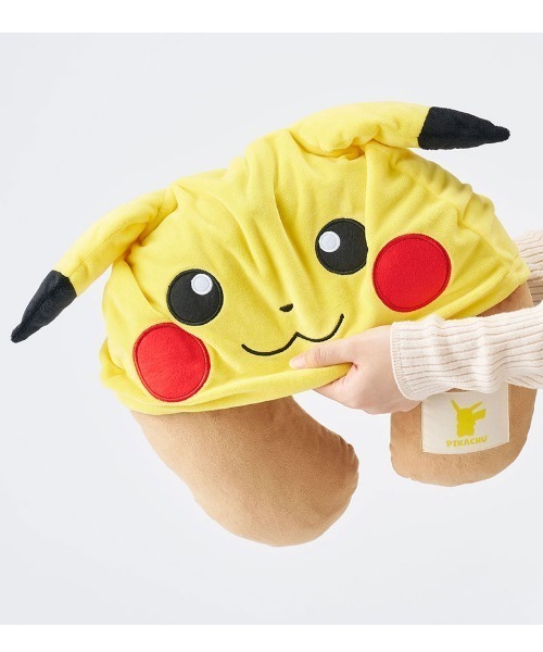 ポケットモンスター/ポケモン/フード付ネックピローピカチュウ