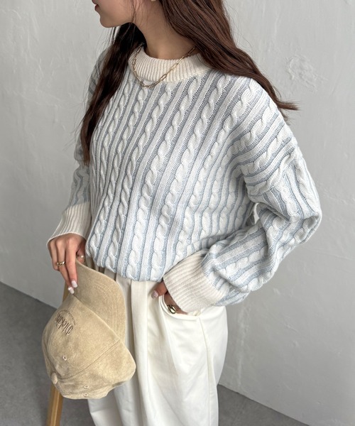 ikka（イッカ）の「ケーブルニットプルオーバー（ニット/セーター・レディース・ライトグレー/スカイブルー/エメラルド/ネイビー・M/L/S）」の4枚目の写真