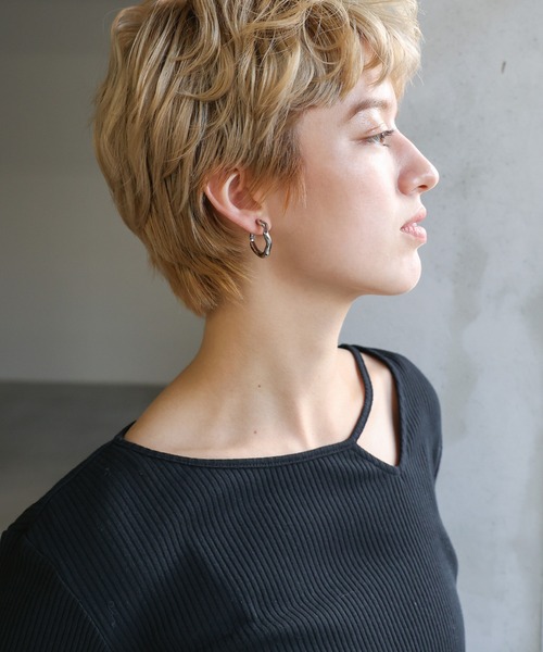 select MOCA（セレクトモカ）の「ニュアンスフープイヤリング（イヤリング・レディース・シルバー/ゴールド・FREE）」の15枚目の写真