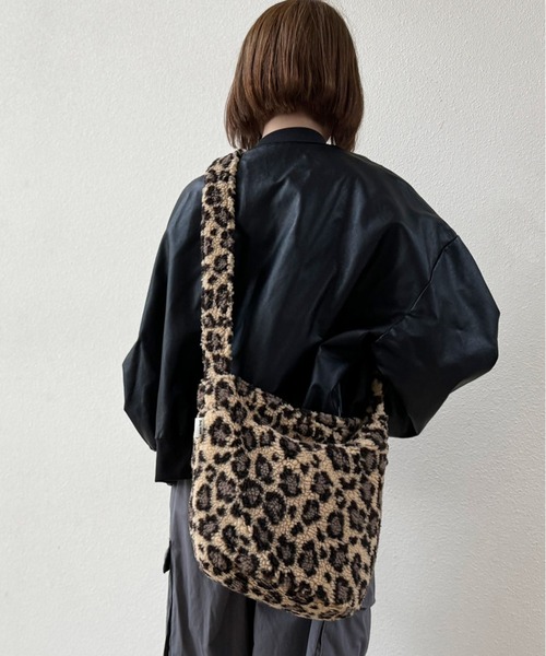 NOLITA LABORATORY（ノリータラボラトリー）の「【 NOLITA / ノリータ 】ボア レオパード ショルダーバッグ（ショルダーバッグ・レディース・アイボリー/ベージュ・FREE）」の7枚目の写真