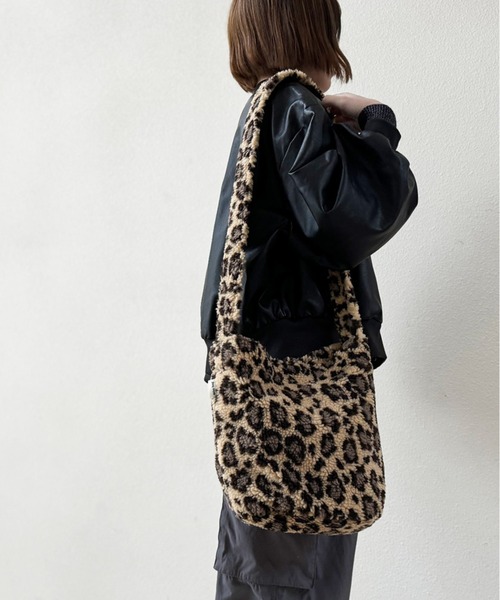 NOLITA LABORATORY（ノリータラボラトリー）の「【 NOLITA / ノリータ 】ボア レオパード ショルダーバッグ（ショルダーバッグ・レディース・アイボリー/ベージュ・FREE）」の10枚目の写真
