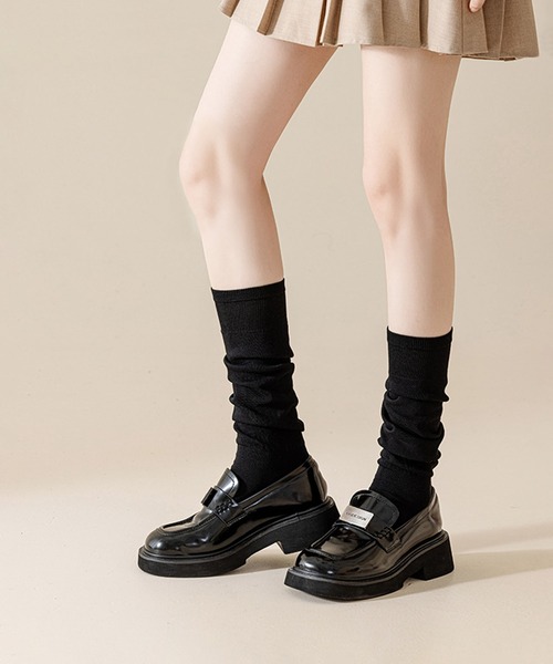 mosox（モソックス）の「【MOSOX】ルーズハイソックス（ソックス/靴下・レディース・ブラック/チョコ/ホワイト/ダークグレー/ベージュ・FREE）」の3枚目の写真