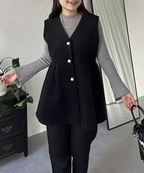 prose verse(プロズヴェール)の「パールボタンキルティングベロアジレ(ベスト・レディース・ブラック・LARGE/MEDIUM)」の15枚目の写真