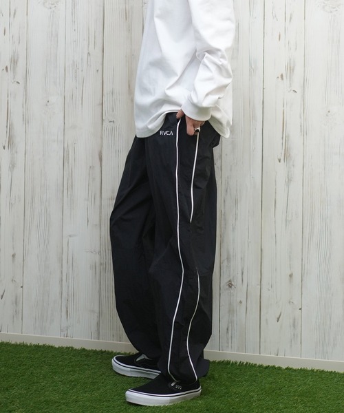 RVCA（ルーカ）の「RVCA/ルーカ セットアップ トラックパンツ BF043-707（その他パンツ・レディース・ベージュ/ブラック・L/M）」の12枚目の写真
