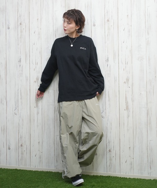 RVCA（ルーカ）の「RVCA/ルーカ セットアップ トラックパンツ BF043-707（その他パンツ・レディース・ベージュ/ブラック・L/M）」の4枚目の写真