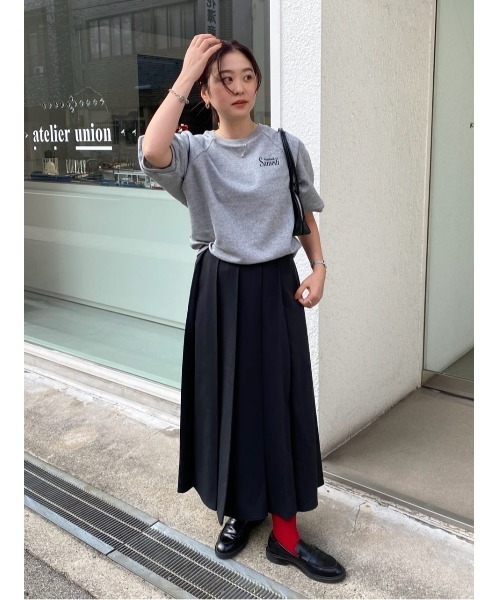 titivate（ティティベイト）の「刺繍入りハーフスリーブスウェットプルオーバー（スウェット・レディース・グレー系その他2/ネイビー/グレー系その他/ピンク・L/M/S）」の11枚目の写真