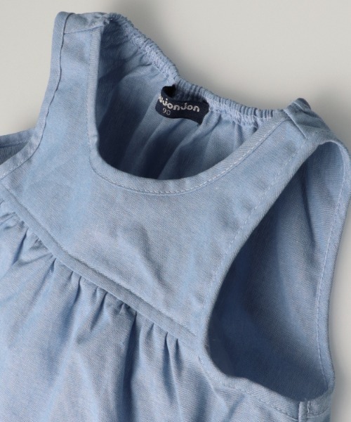 Moujonjon（ムージョンジョン）の「かぎ針ポケットジャンパースカート（ジャンパースカート・キッズ・ブルー・90/100/110/120/130/140）」の4枚目の写真