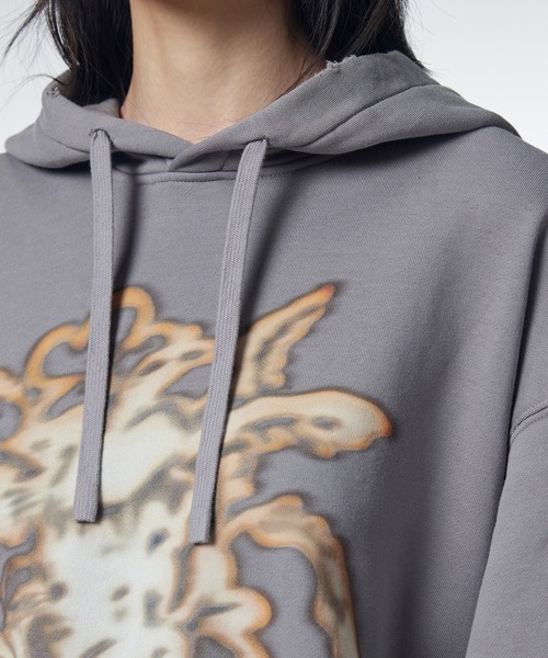 JNBY(ジェーエヌビーワイ)の「【ZOZOTOWN限定】Bold Printed Oversized Sweatshirt /スウェット(スウェット・レディース・グレー/ブラック・40/38/36)」の6枚目の写真