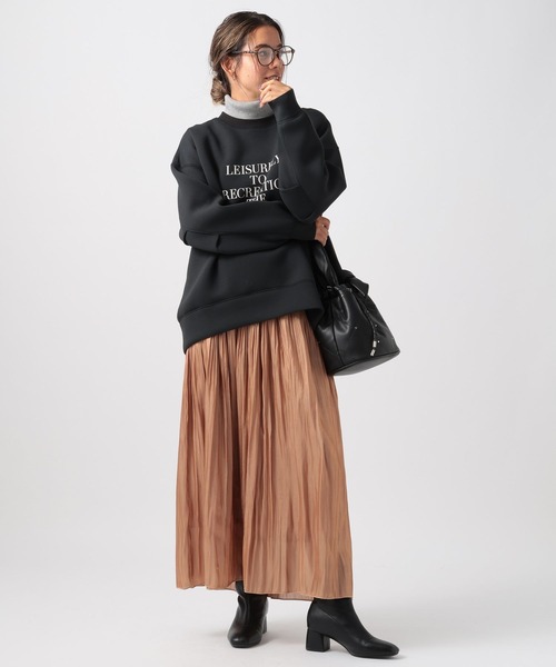 BAYFLOW（ベイフロー）の「[上品な光沢感]グロッシープリーツスカート（スカート・レディース・ブルー/テラコッタ/ブラック・FREE）」の20枚目の写真