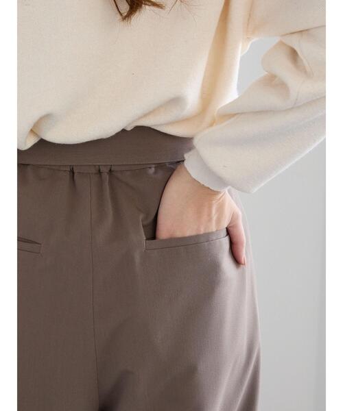 Te chichi(テチチ)の「共ベルト付きタックワイドパンツ(その他パンツ・レディース・ブラウン/グレー/ブラック・F)」の16枚目の写真