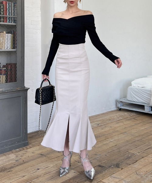 ROYAL PARTY（ロイヤルパーティー）の「ガムストレッチマーメイドスカート’25ｓ（スカート・レディース・ベージュ/パープル/ネイビー/ブラック・SMALL/MEDIUM）」の22枚目の写真