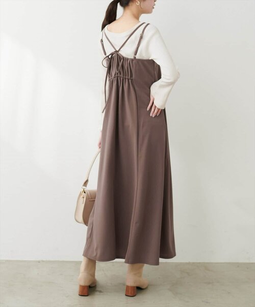 natural couture(ナチュラルクチュール)の「カットジョーゼットキャミワンピース(ワンピース・レディース・グレイッシュベージュ/グレー/ブラック/モカ/ドット・FREE)」の21枚目の写真
