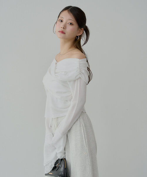 Chico（チコ）の「袖フリルクロスワンショルトップス（Tシャツ/カットソー・レディース・ネイビー/ピンクベージュ/アイボリー/ブルー/ホワイト・FREE）」の13枚目の写真