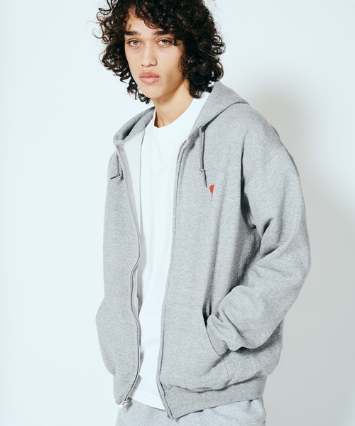 JERZEES（ジャージーズ）の「JERZEES / ジャージーズ "HEART BALLON" ZIP UP HOODIE 刺しゅう ワンポイント ジップアップパーカー（パーカー・メンズ・グレー/ブラック・X-LARGE/LARGE/MEDIUM）」の2枚目の写真