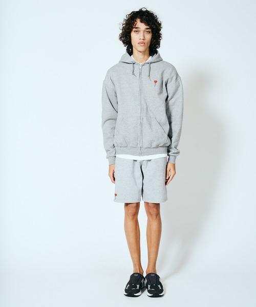 JERZEES（ジャージーズ）の「JERZEES / ジャージーズ "HEART BALLON" ZIP UP HOODIE 刺しゅう ワンポイント ジップアップパーカー（パーカー・メンズ・グレー/ブラック・X-LARGE/LARGE/MEDIUM）」の15枚目の写真