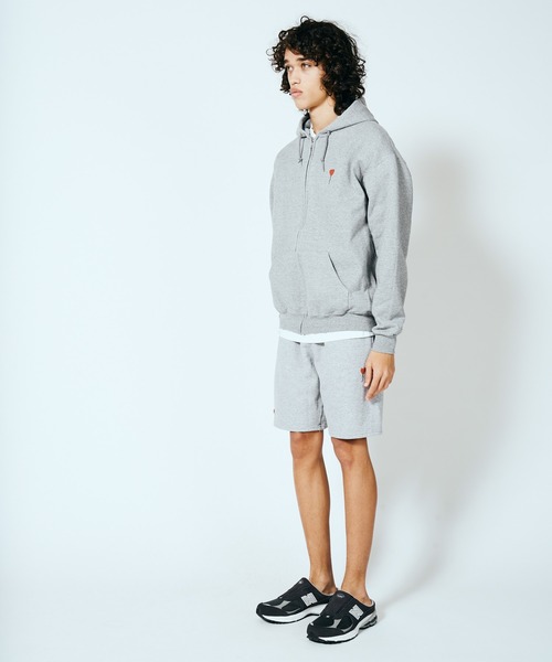 JERZEES（ジャージーズ）の「JERZEES / ジャージーズ "HEART BALLON" ZIP UP HOODIE 刺しゅう ワンポイント ジップアップパーカー（パーカー・メンズ・グレー/ブラック・X-LARGE/LARGE/MEDIUM）」の16枚目の写真