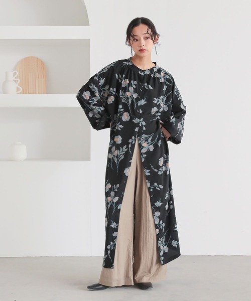 花柄ボリュームスリーブワンピース セール】『花柄ボリュームスリーブワンピース』（ワンピース