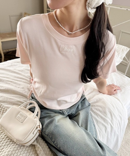 one after another NICE CLAUP（ワンアフターアナザーナイスクラップ）の「サイドドロストTシャツ（Tシャツ/カットソー・レディース・オフホワイト/サックスブルー/ピンク/ホワイト系その他・FREE）」の4枚目の写真