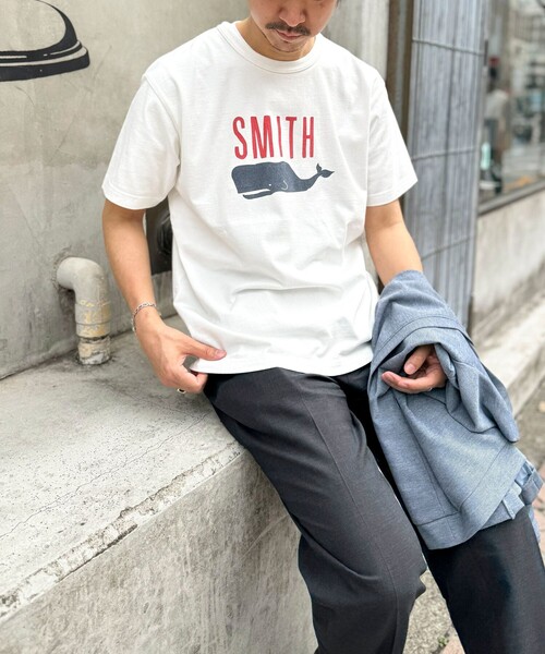 BARNS OUTFITTERS(バーンズアウトフィッターズ)の「【BARNS OUTFITTERS】別注タフネックT SMITH 25SS(Tシャツ/カットソー・メンズ・ホワイト/キナリ/ブルー/ピンク・S/M/L)」の6枚目の写真