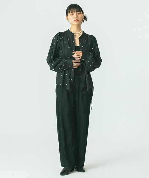 ROSE BUD（ローズバッド）の「(GENE HEAVENS)STAR EMBROIDERY SHIRT（シャツ/ブラウス・レディース・ブラック/ホワイト・ONE SIZE）」の6枚目の写真