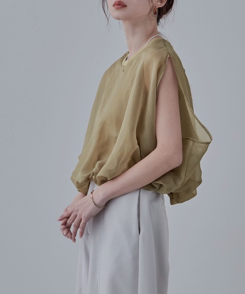 etoll.（エトル）の「オーガンジーレイヤード風バルーンブラウス（Tシャツ/カットソー・レディース・ブラック/モカ/グレー/オフホワイト・M）」の4枚目の写真