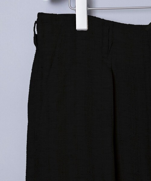 saby(サバイ)の「JACQUARD LINEN STRIPE TUCK-BAGGY(その他パンツ・メンズ・ブラック/ベージュ・2/3)」の6枚目の写真